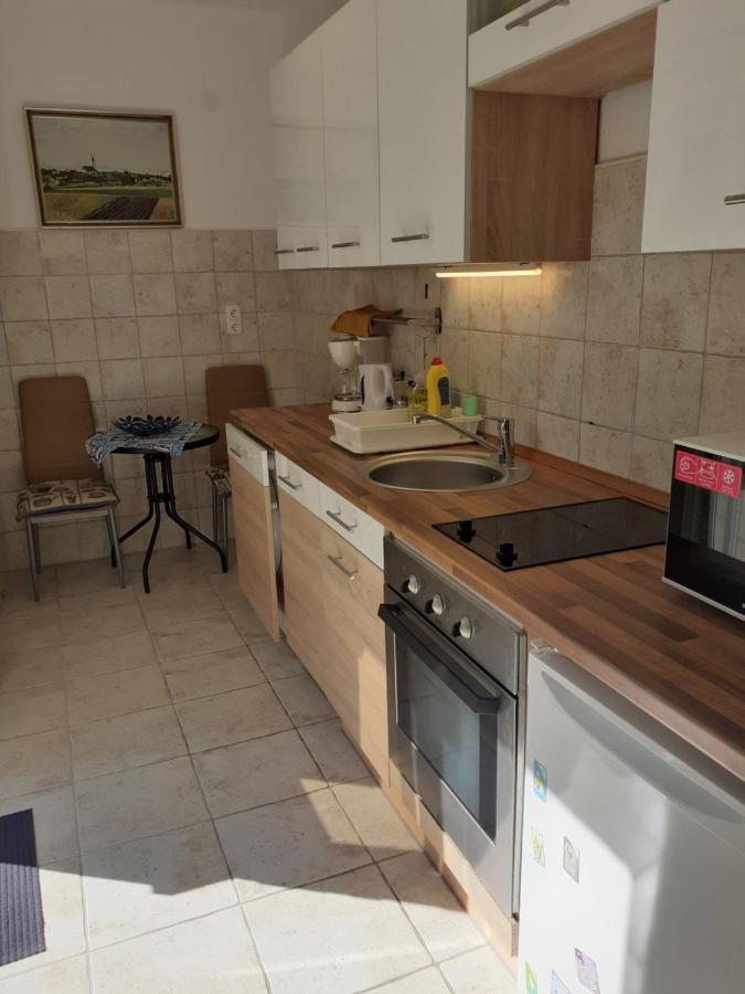 Rose Apartman Balatonlelle Extérieur photo