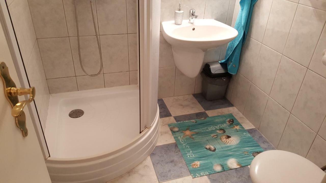 Rose Apartman Balatonlelle Extérieur photo