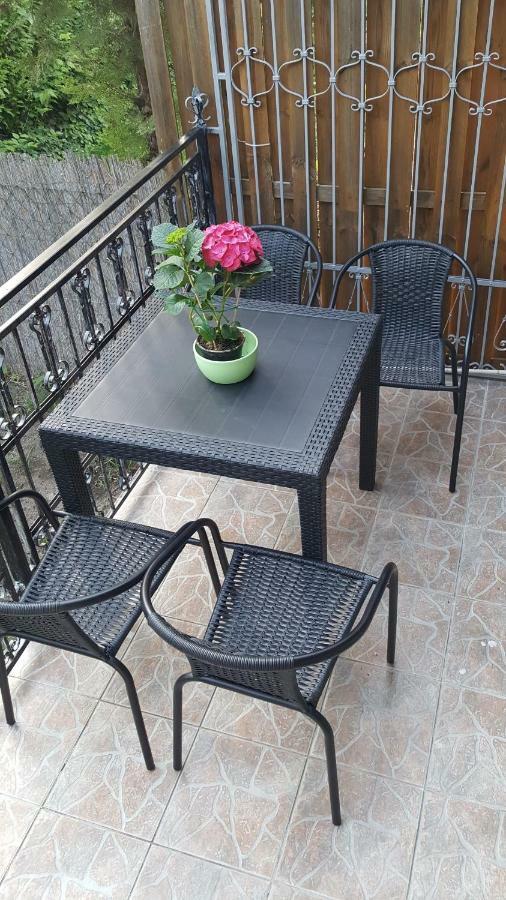 Rose Apartman Balatonlelle Extérieur photo
